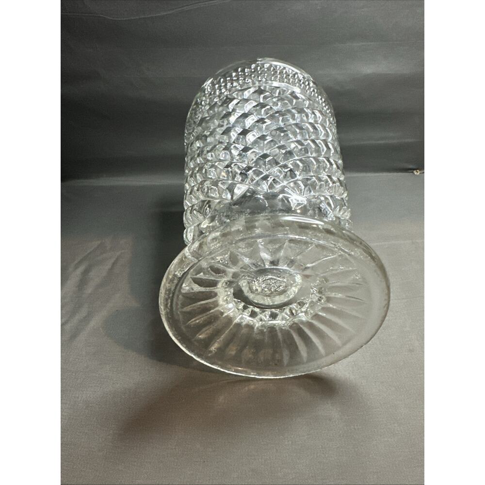Vintage Anchor Hocking WEXFORD Footed Scalloped 10" Large Flower Vase - Picture 4 of 5